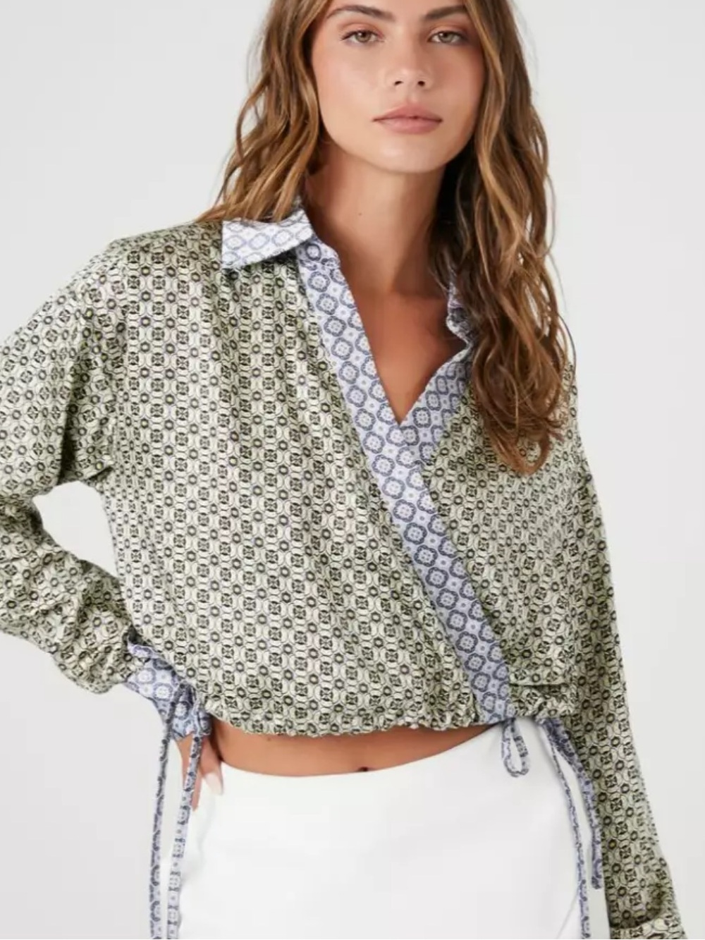 Forever 21 Y2K satin floral long sleeve wrap blouse size medium